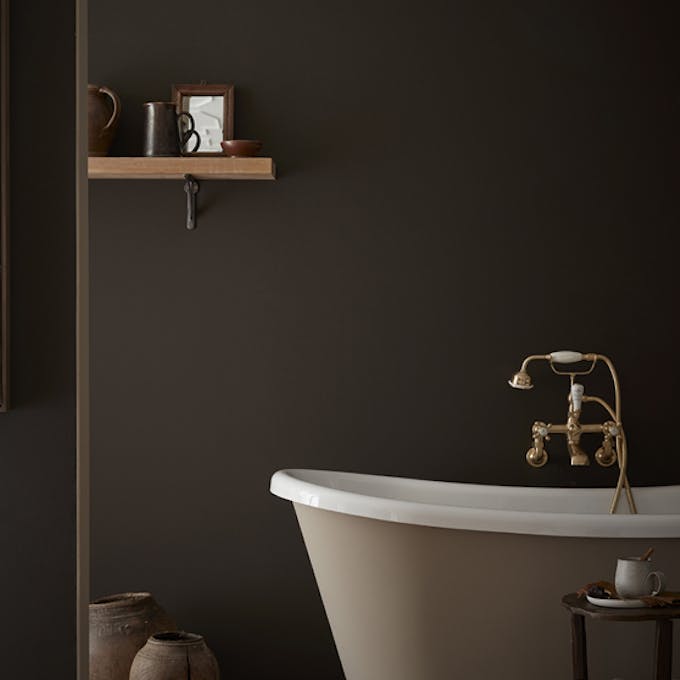 Ein stimmungsvolles Gästebad mit Little Greene